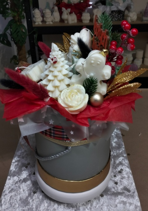 FlowerBox candle świąteczny Mikołaj r.M