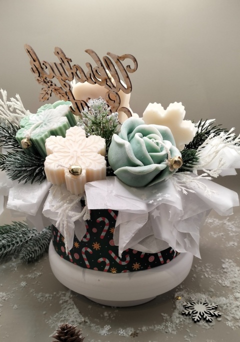 Świąteczny FlowerBox candle pachnący choinką