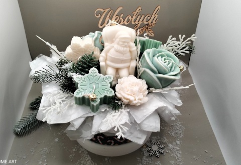 Świąteczny FlowerBox candle pachnący choinką