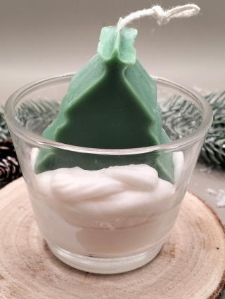 Świeca sojowa dekoracyjna w szkle zielona choinka – naturalna, świąteczna dekoracja